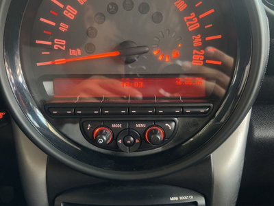 MINI Mini Countryman 1.6 Cooper D Countryman (18)