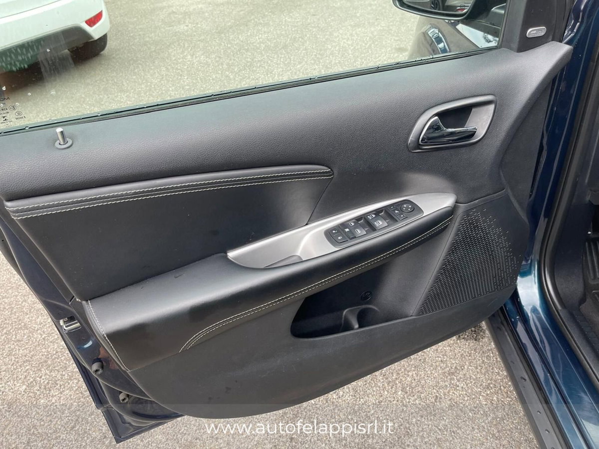 Fiat Freemont 2.0 Multijet 170 CV Lounge (16)