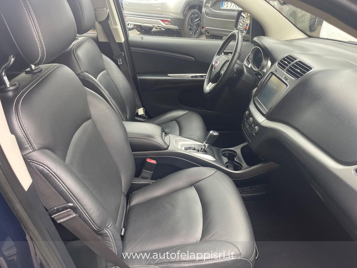 Fiat Freemont 2.0 Multijet 170 CV Lounge (9)