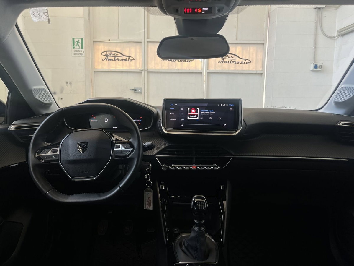 Peugeot 208 PureTech 100 Stop&Start 5 porte Allure (10)