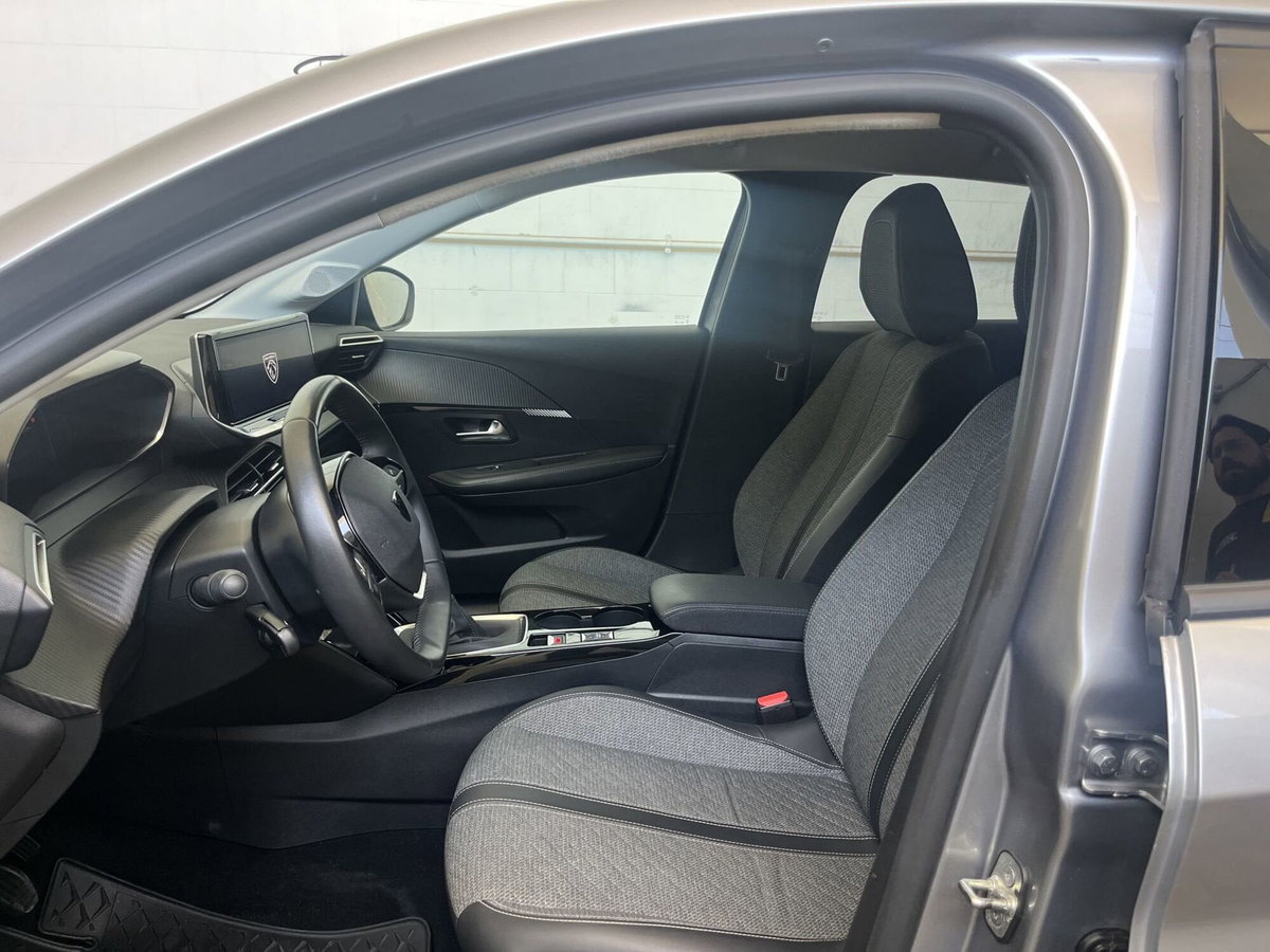 Peugeot 208 PureTech 100 Stop&Start 5 porte Allure (7)
