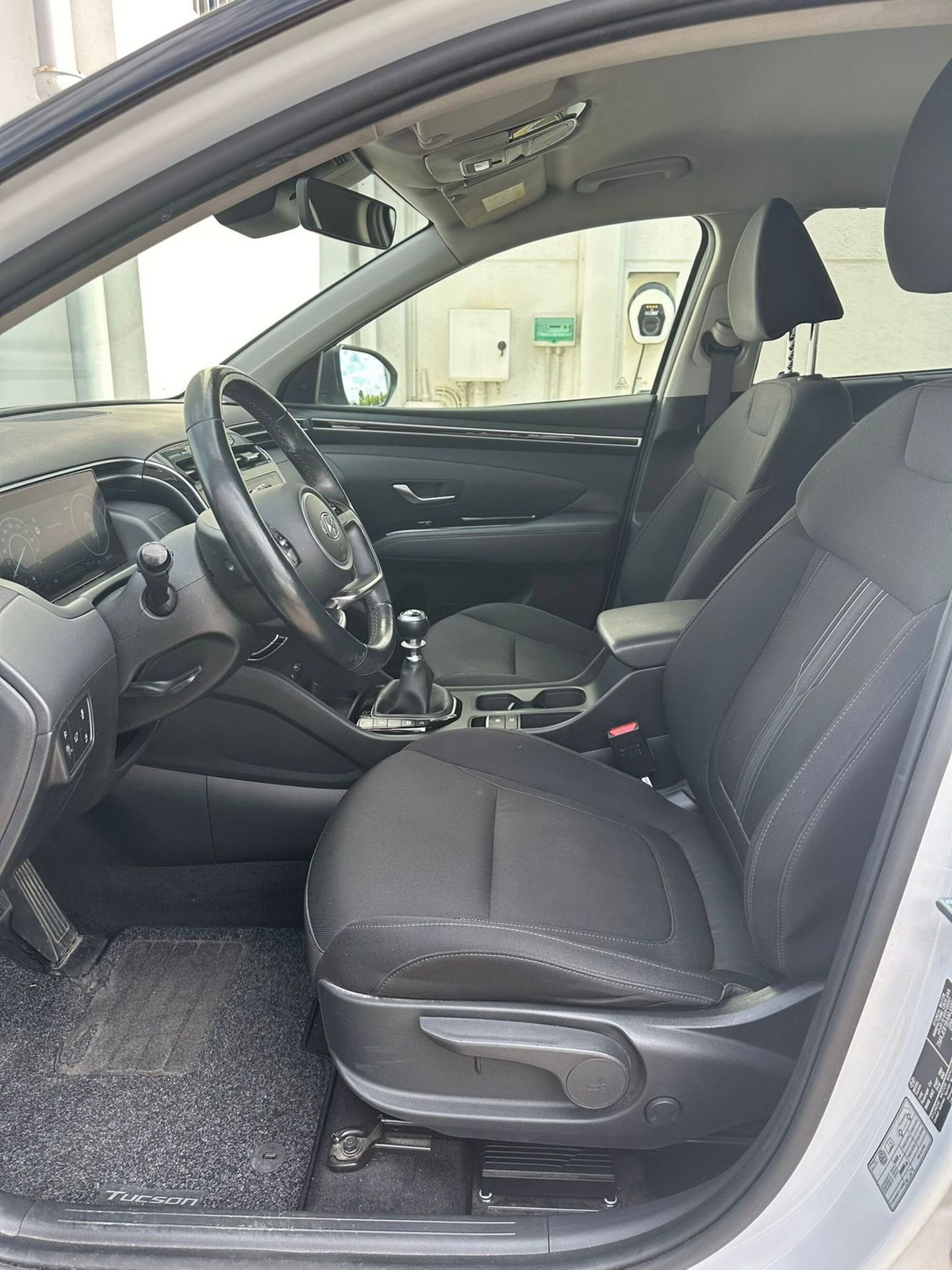 Hyundai Tucson 1.6 hev Exellence 2wd auto (11)