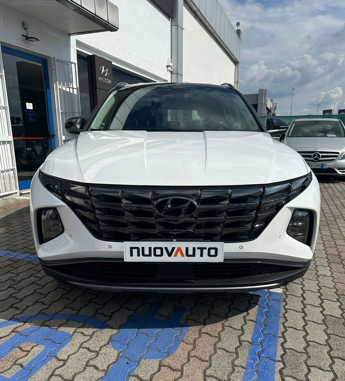 Hyundai Tucson 1.6 hev Exellence 2wd auto (4)