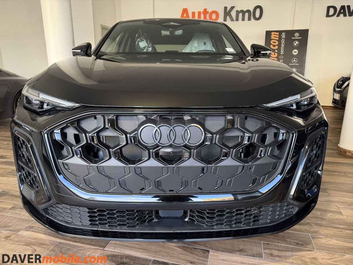 Audi Q5 Sportback 40 2.0 tdi mhev 12V S line Plus quattro s-tronic (2)