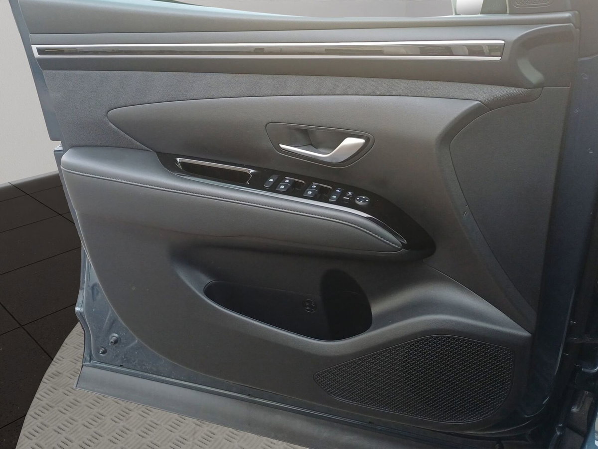 Hyundai Tucson 1.6 t-gdi 48V Xline 2wd imt (10)