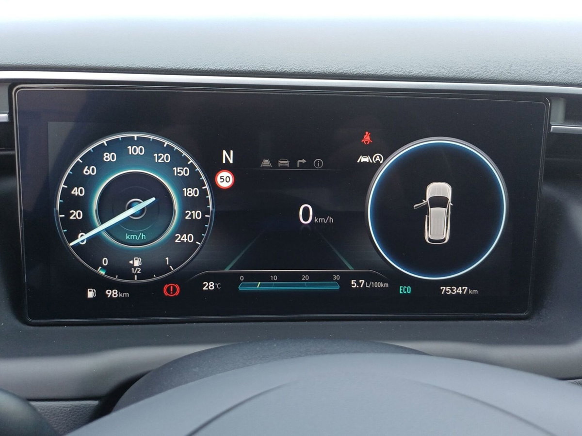 Hyundai Tucson 1.6 t-gdi 48V Xline 2wd imt (18)