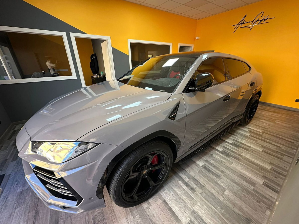 Lamborghini Urus 4.0 (6)