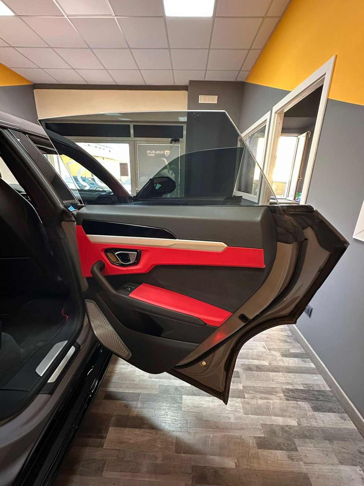 Lamborghini Urus 4.0 (9)