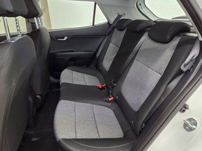 Kia Stonic 1.0 t-gdi Gpl Style (12)