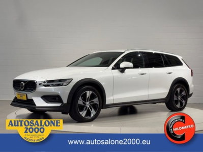 Volvo V60 Cross Country 2.0 b4 Plus awd auto usata
