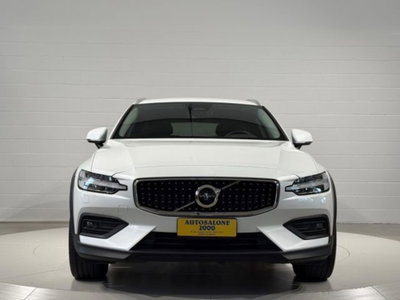 Volvo V60 Cross Country 2.0 b4 Plus awd auto (8)