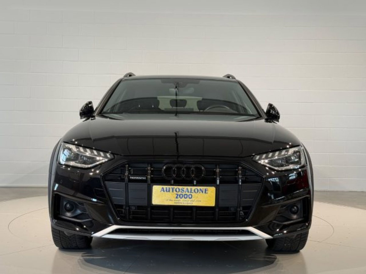Audi A4 Allroad Allroad 40 2.0 tdi mhev Identity Contrast quattro 204cv s-tronic (8)