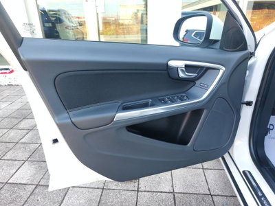 Volvo V60 D2 1.6 Powershift (19)