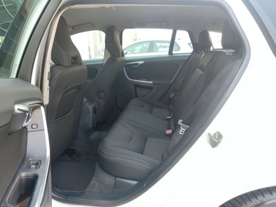 Volvo V60 D2 1.6 Powershift (4)