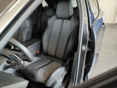 Peugeot 3008 BlueHDi 130 S&S EAT8 Allure (4)