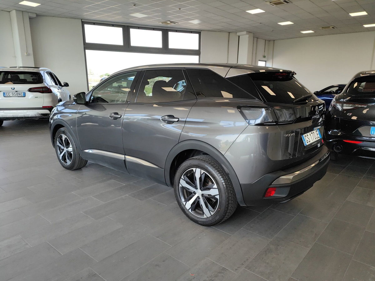 Peugeot 3008 BlueHDi 130 S&S EAT8 Allure (9)