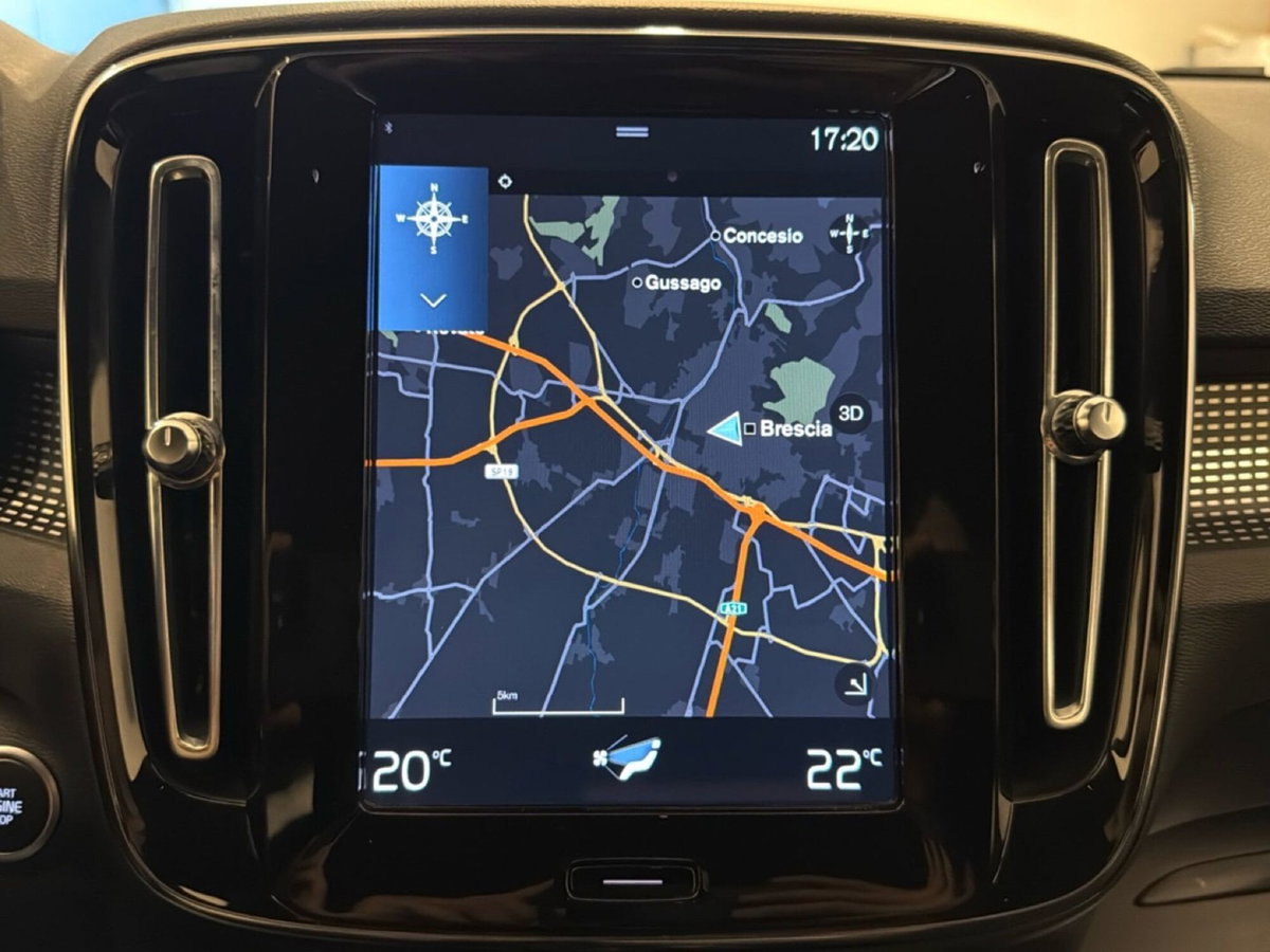Volvo XC40 T5 Recharge Plug-in Hybrid R-design (11)