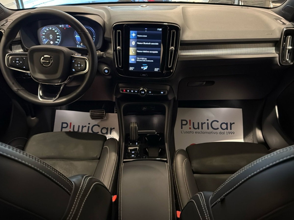 Volvo XC40 T5 Recharge Plug-in Hybrid R-design (4)