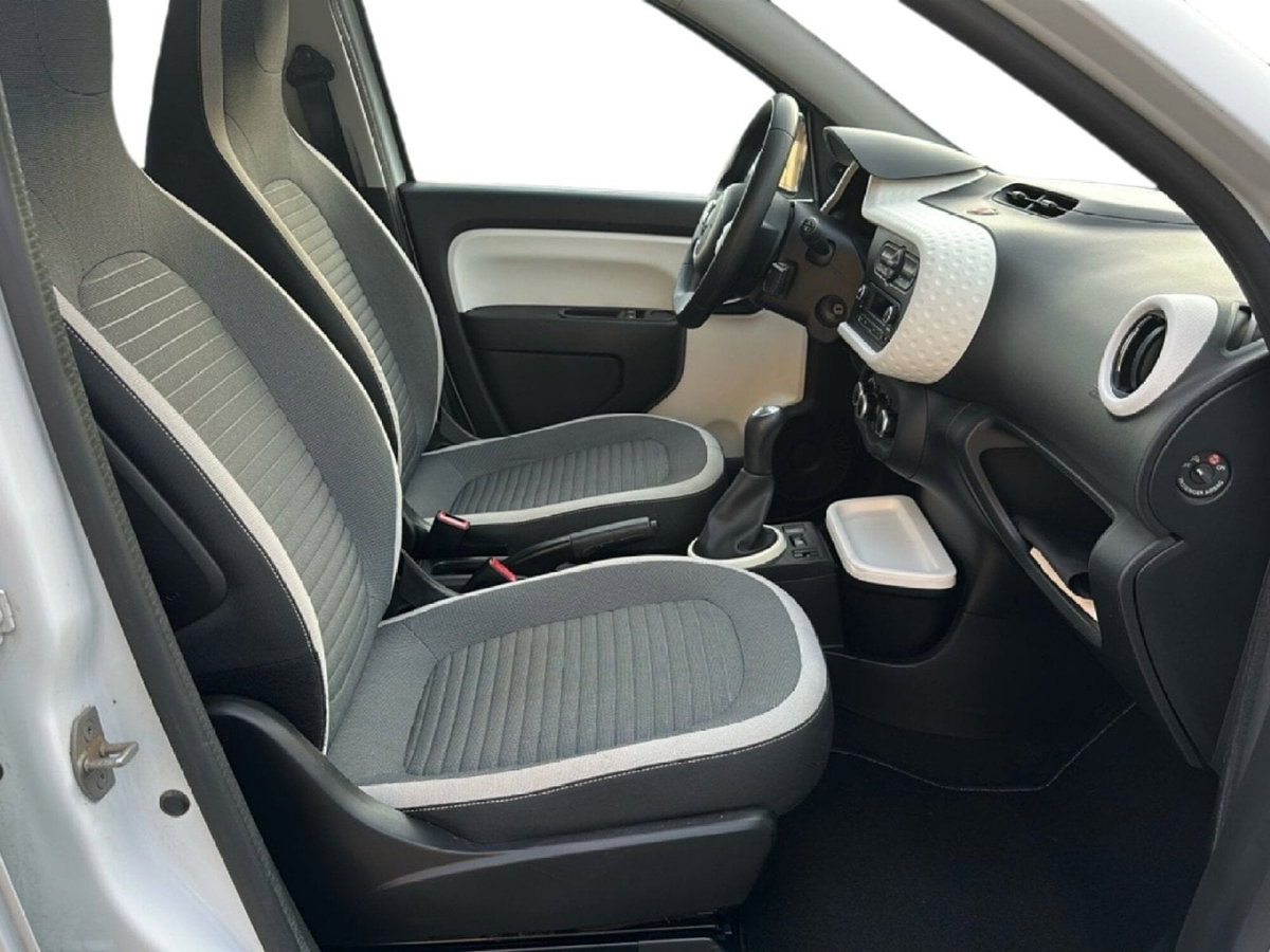 Renault Twingo 1.0 SCe Wave (10)