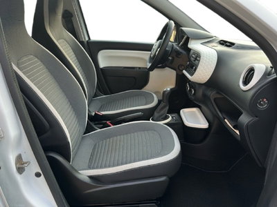 Renault Twingo 1.0 SCe Wave (10)