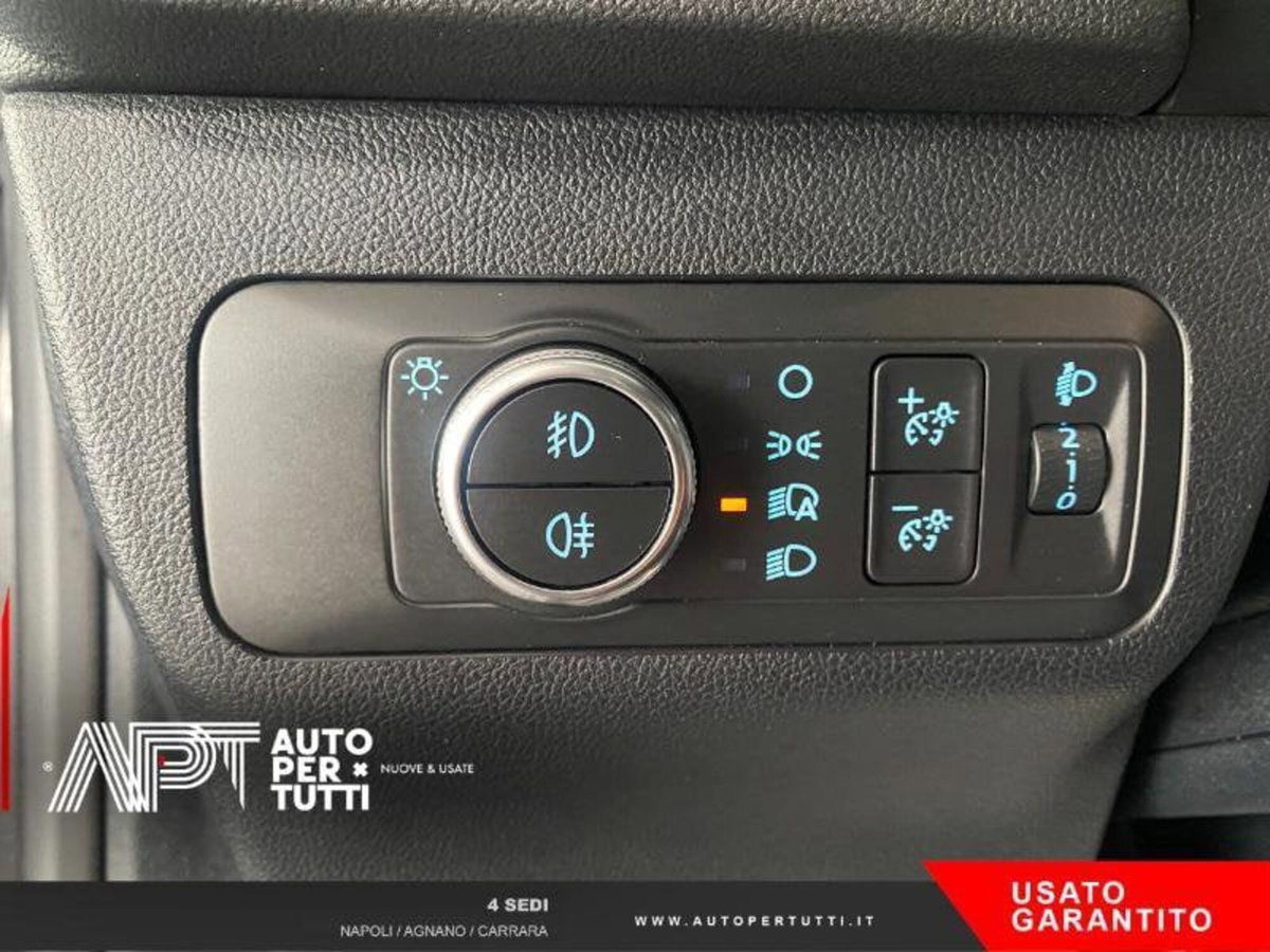 Ford Kuga 1.5 EcoBlue 120 CV 2WD ST-Line (10)