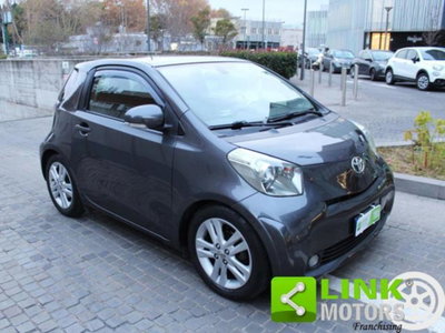 Toyota iQ 1.3 Executive (2)