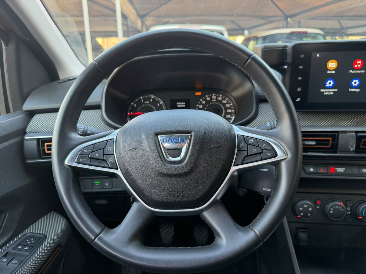Dacia Sandero Stepway 1.0 TCe 100CV ECO-G 15th Anniversary (11)