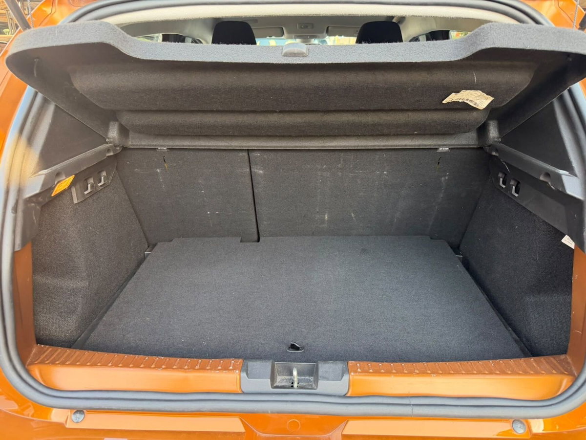Dacia Sandero Stepway 1.0 TCe 100CV ECO-G 15th Anniversary (7)