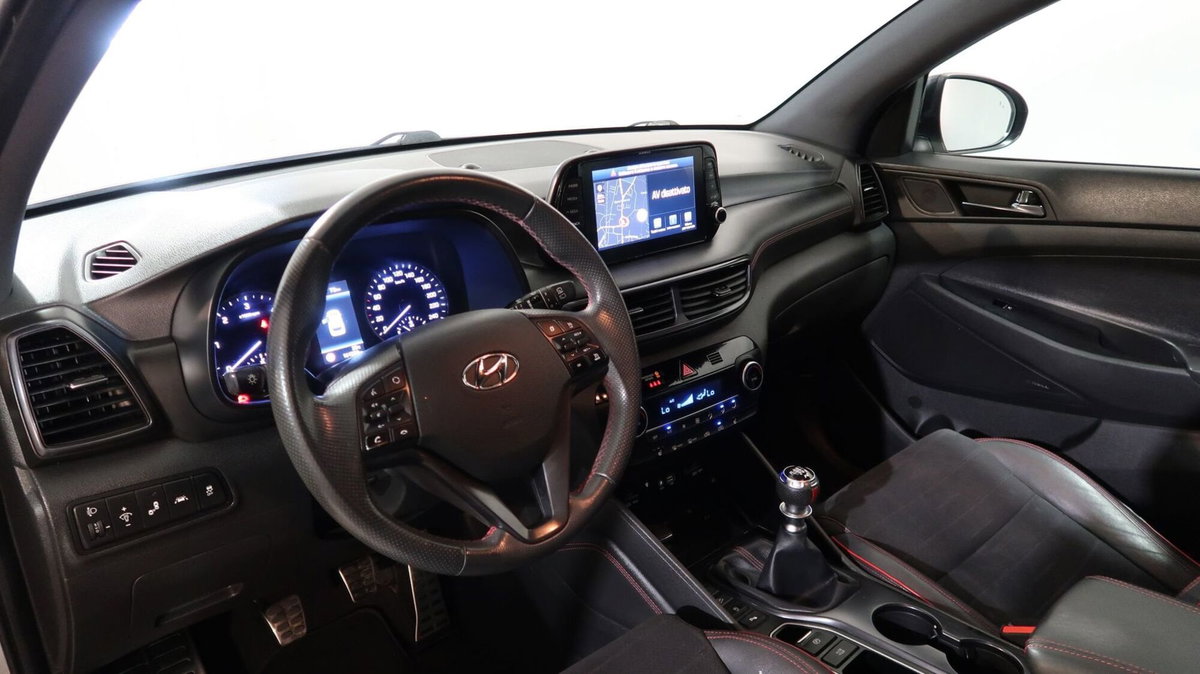 Hyundai Tucson 1.6 crdi 48V NLine 2wd dct (2)