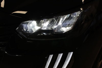 Peugeot 208 PureTech 100 Stop&Start 5 porte Allure (5)