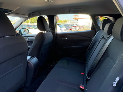 Nissan Qashqai 1.3 mhev Acenta 2wd 158cv (15)