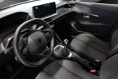Peugeot 208 PureTech 100 Stop&Start 5 porte Allure (10)