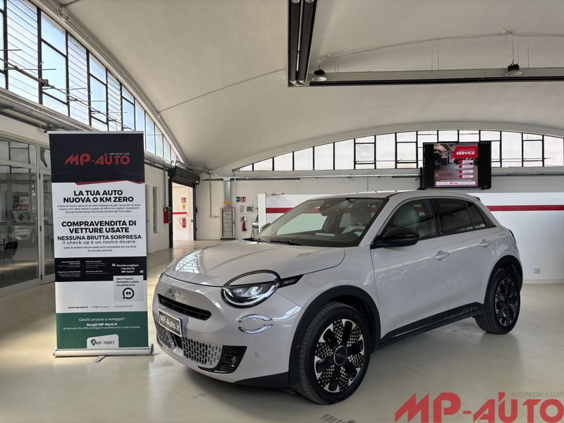 Fiat 600 1.2 hybrid La Prima 110cv auto