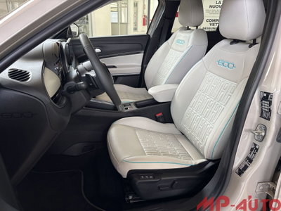 Fiat 600 1.2 hybrid La Prima 110cv auto (11)
