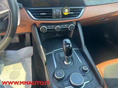 Alfa Romeo Giulia 2.2 Turbodiesel 190CV AT8 AWD Q4 B-Tech (16)