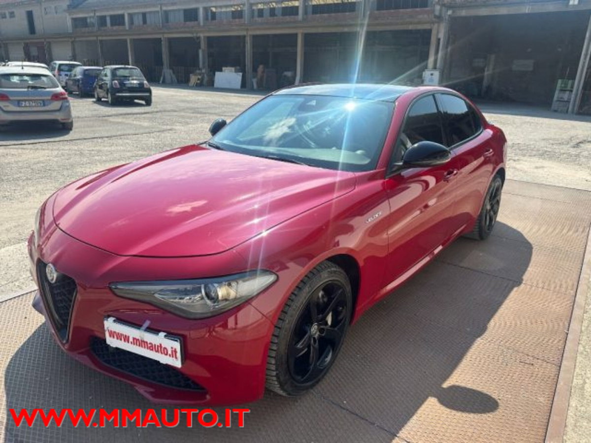 Alfa Romeo Giulia 2.2 Turbodiesel 190CV AT8 AWD Q4 B-Tech (3)