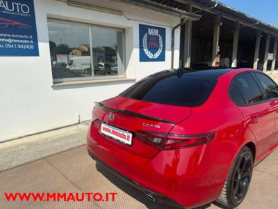 Alfa Romeo Giulia 2.2 Turbodiesel 190CV AT8 AWD Q4 B-Tech (6)