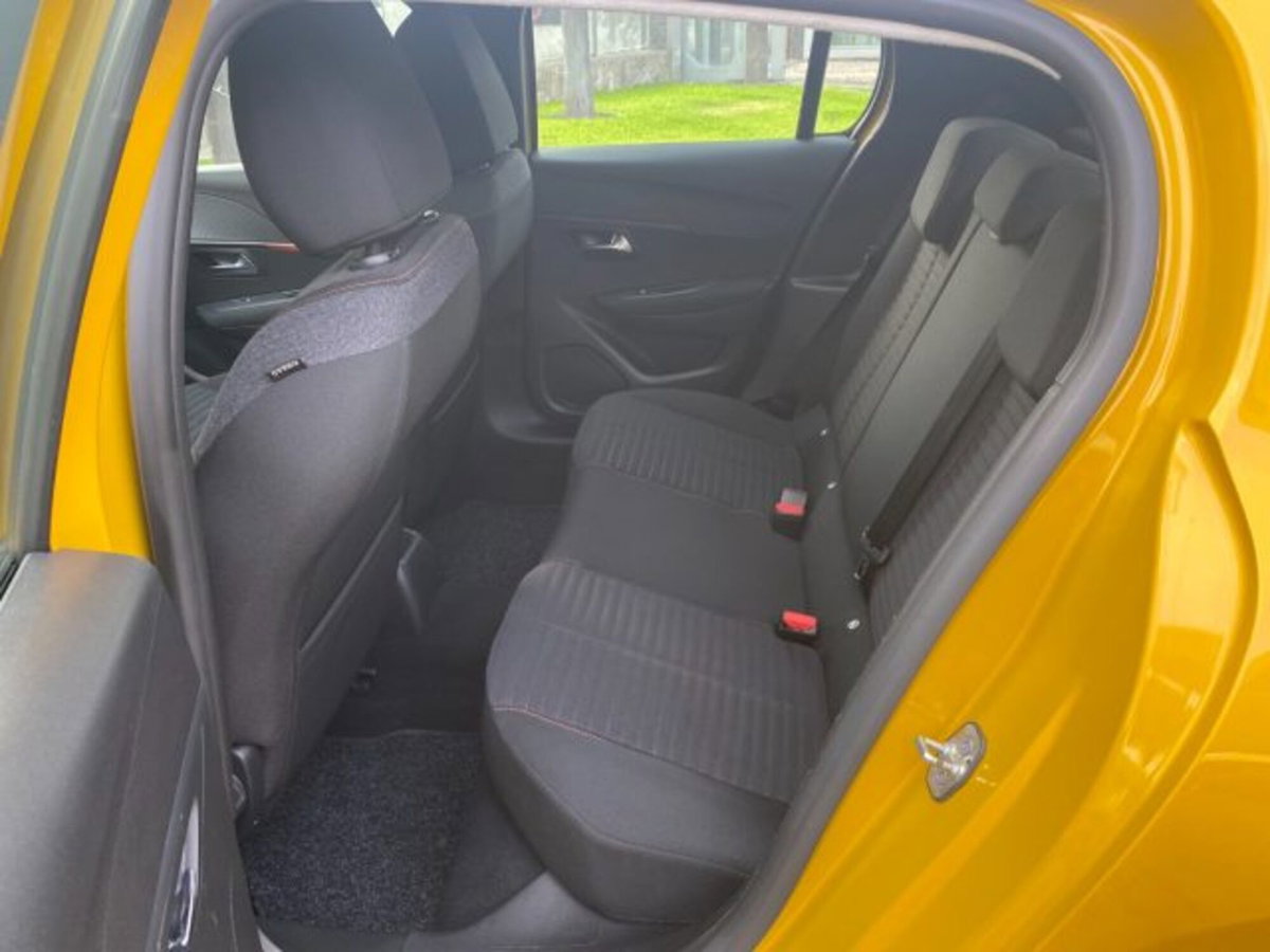Peugeot 208 1.2 puretech Active s&s 75cv (10)