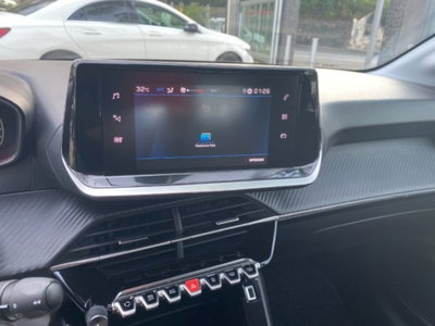 Peugeot 208 1.2 puretech Active s&s 75cv (13)