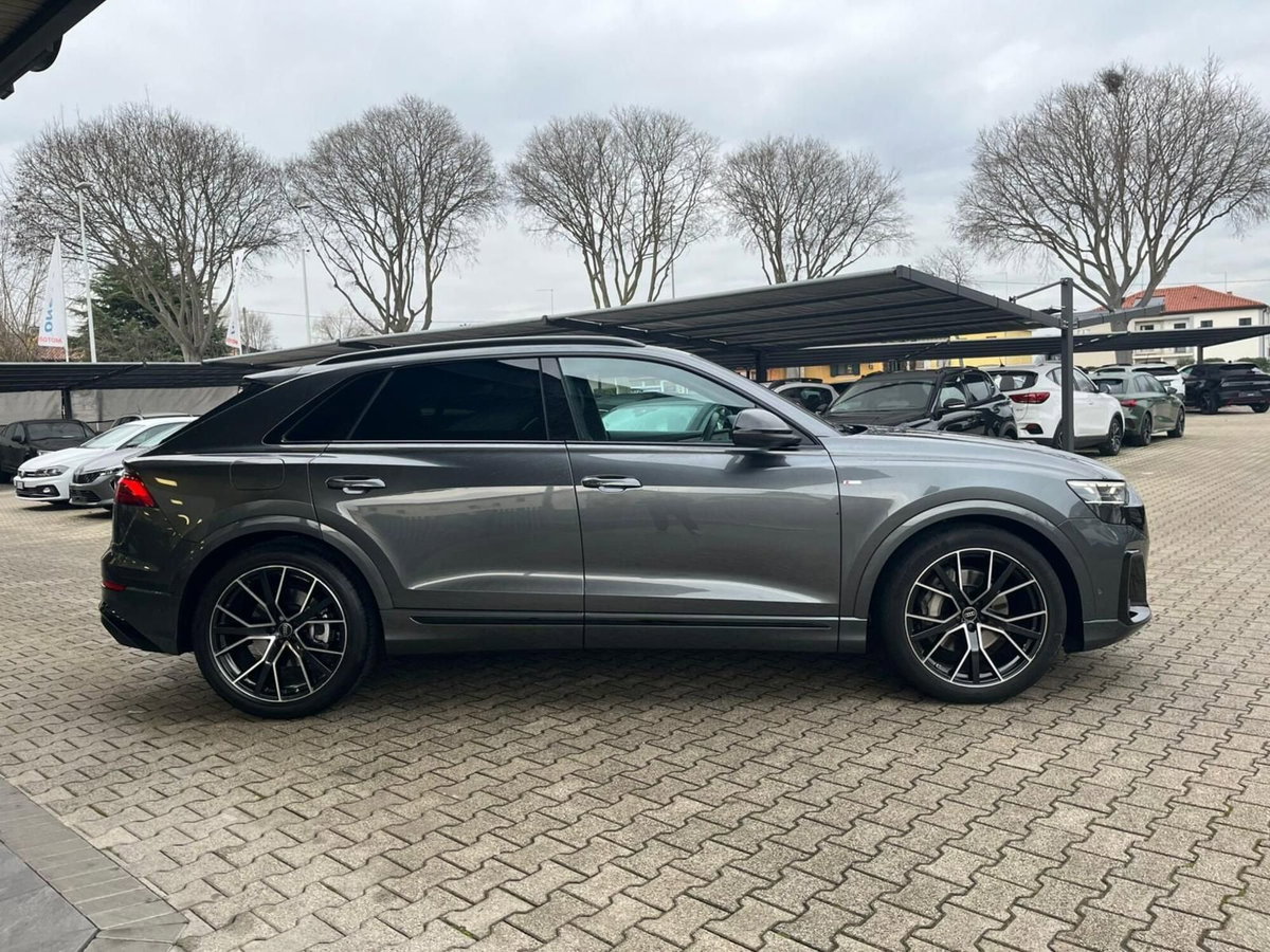 Audi Q8 Q8 50 TDI 286 CV quattro tiptronic Sport (4)