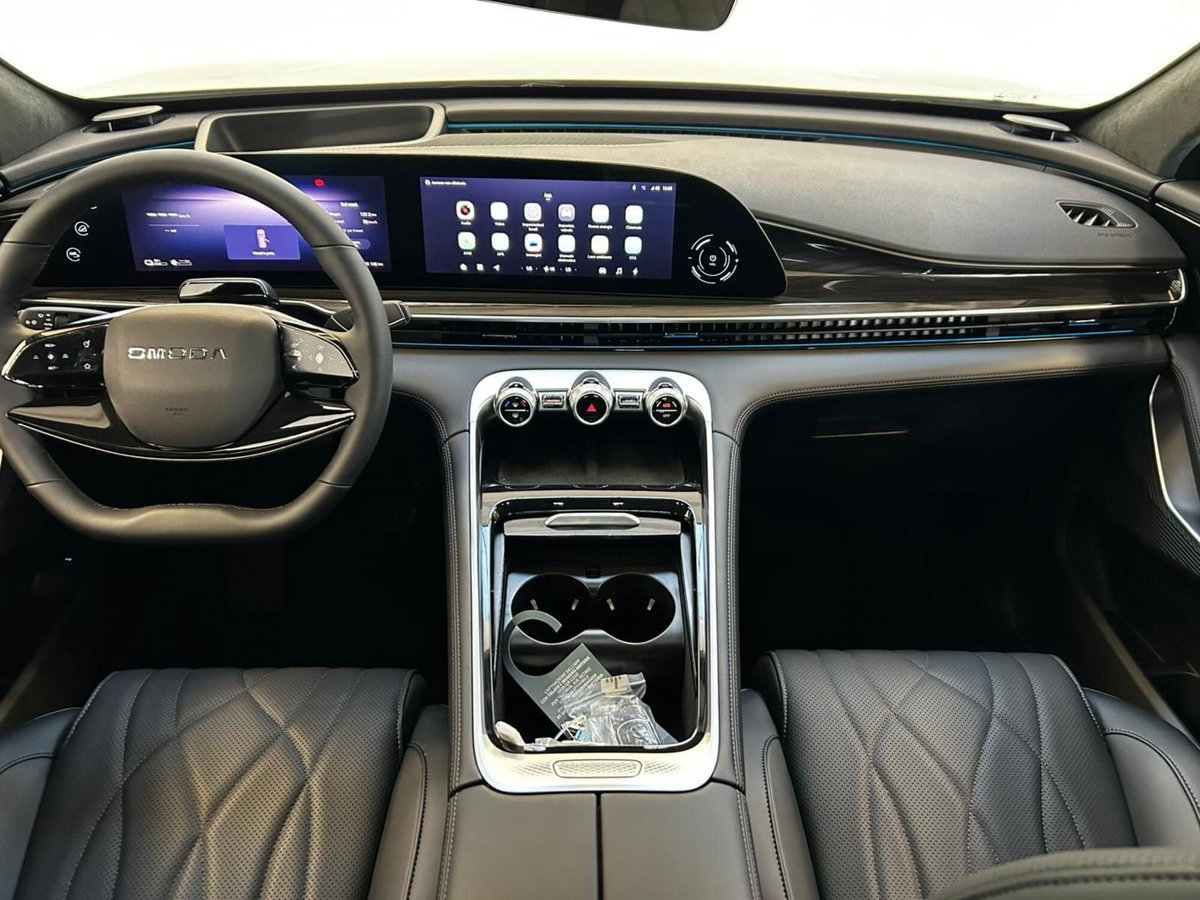 Omoda Omoda 9 SHS-P 1.5 tgdi phev Premium i-awd (12)