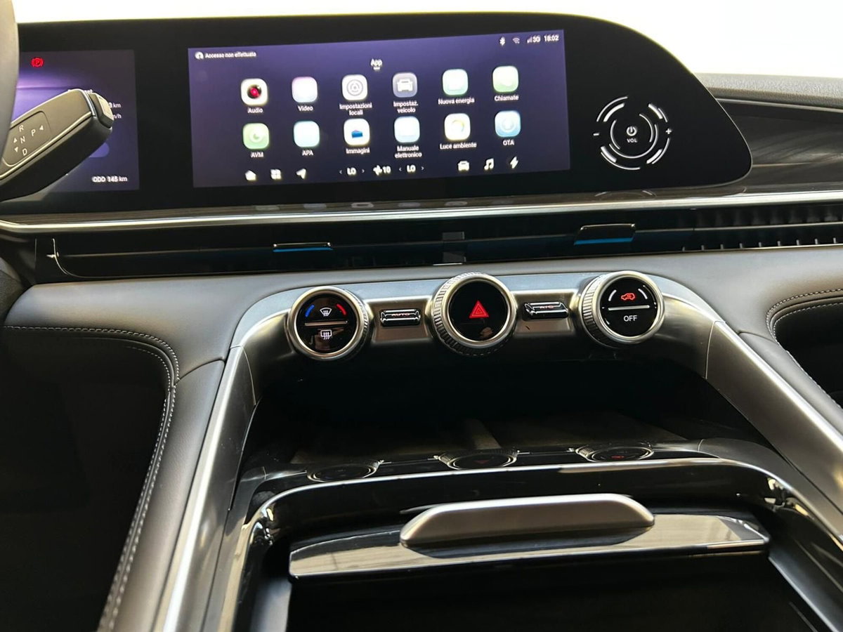 Omoda Omoda 9 SHS-P 1.5 tgdi phev Premium i-awd (9)