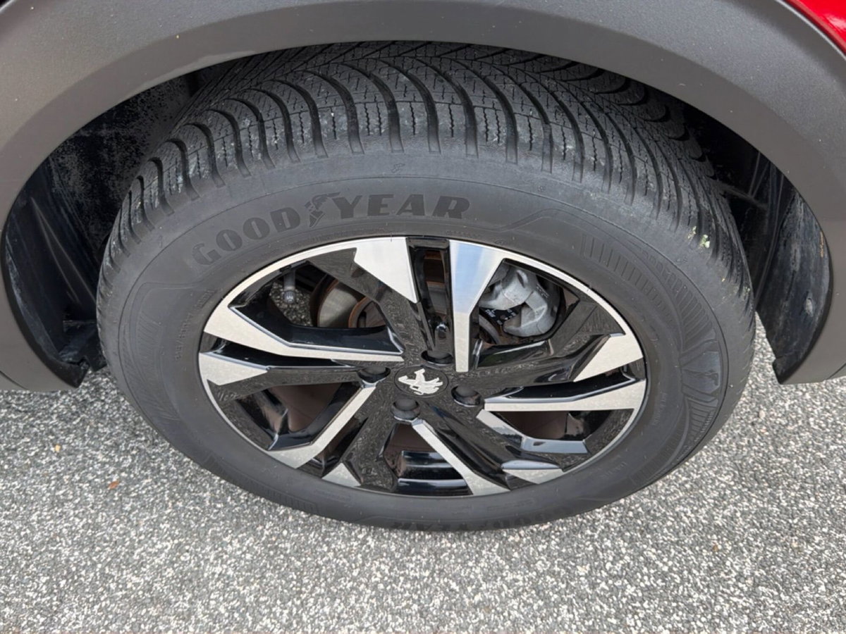 Peugeot 2008 PureTech 130 S&S Allure Pack (10)