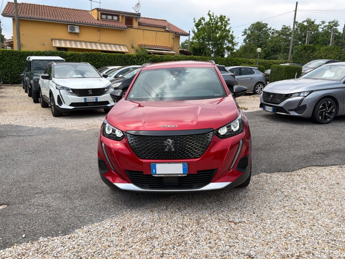 Peugeot 2008 PureTech 130 S&S Allure Pack (8)