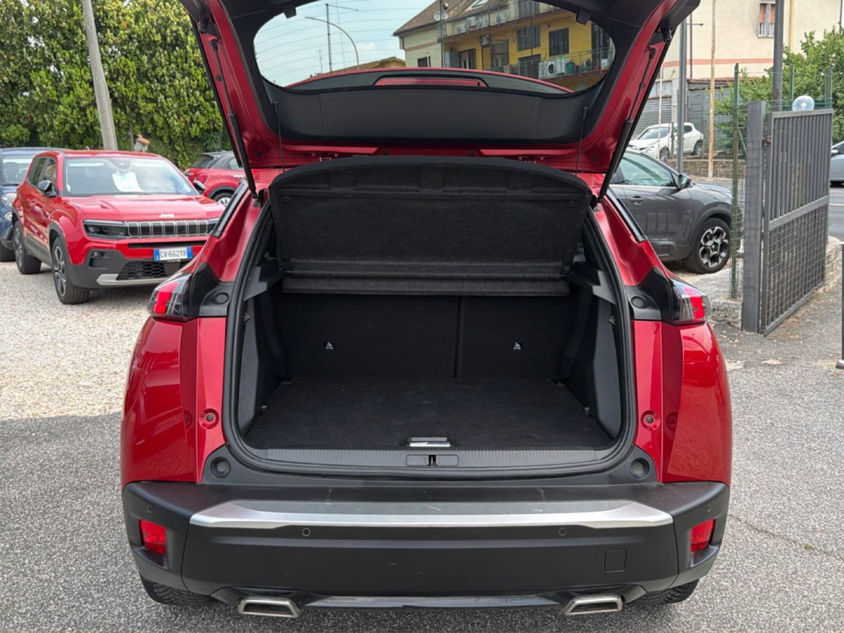 Peugeot 2008 PureTech 130 S&S Allure Pack (9)