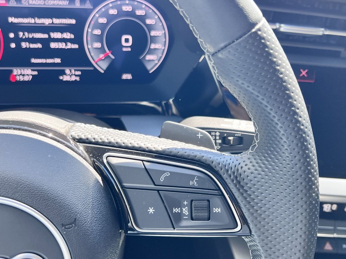Audi A3 Sedan 35 TFSI S tronic S line edition (17)