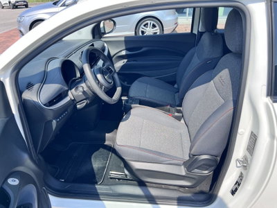 Fiat 500 Cabrio e Cabrio 42 kWh Icon (5)