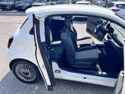 Fiat 500 Cabrio e Cabrio 42 kWh Icon (7)