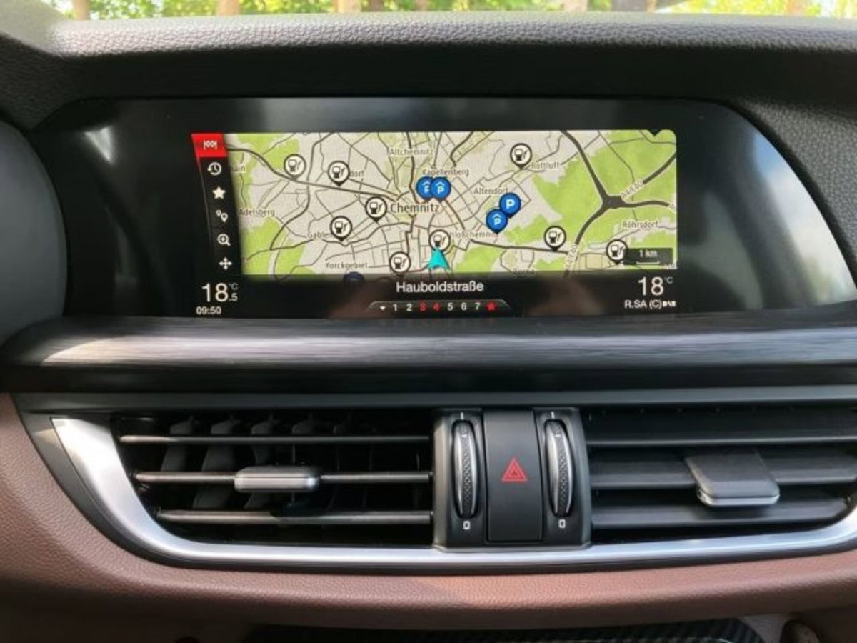 Alfa Romeo Stelvio Stelvio 2.0 Turbo 200 CV AT8 Q4 Super Business (17)
