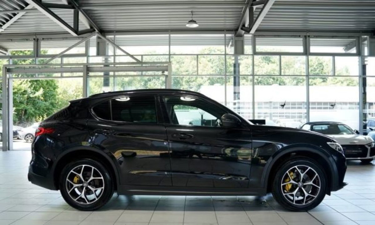 Alfa Romeo Stelvio Stelvio 2.0 Turbo 280 CV AT8 Q4 Veloce (4)